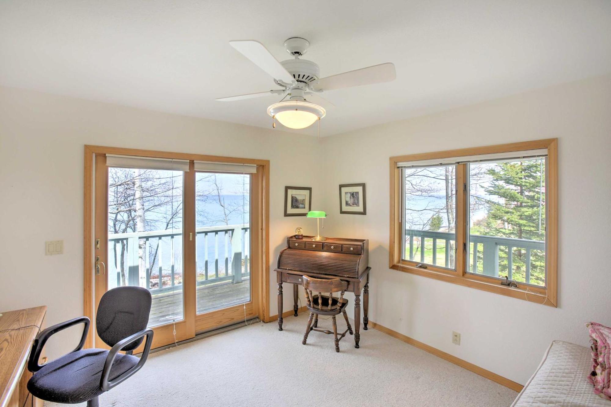 Gorgeous Charlevoix Home On Lake Michigan! Ellsworth Екстериор снимка