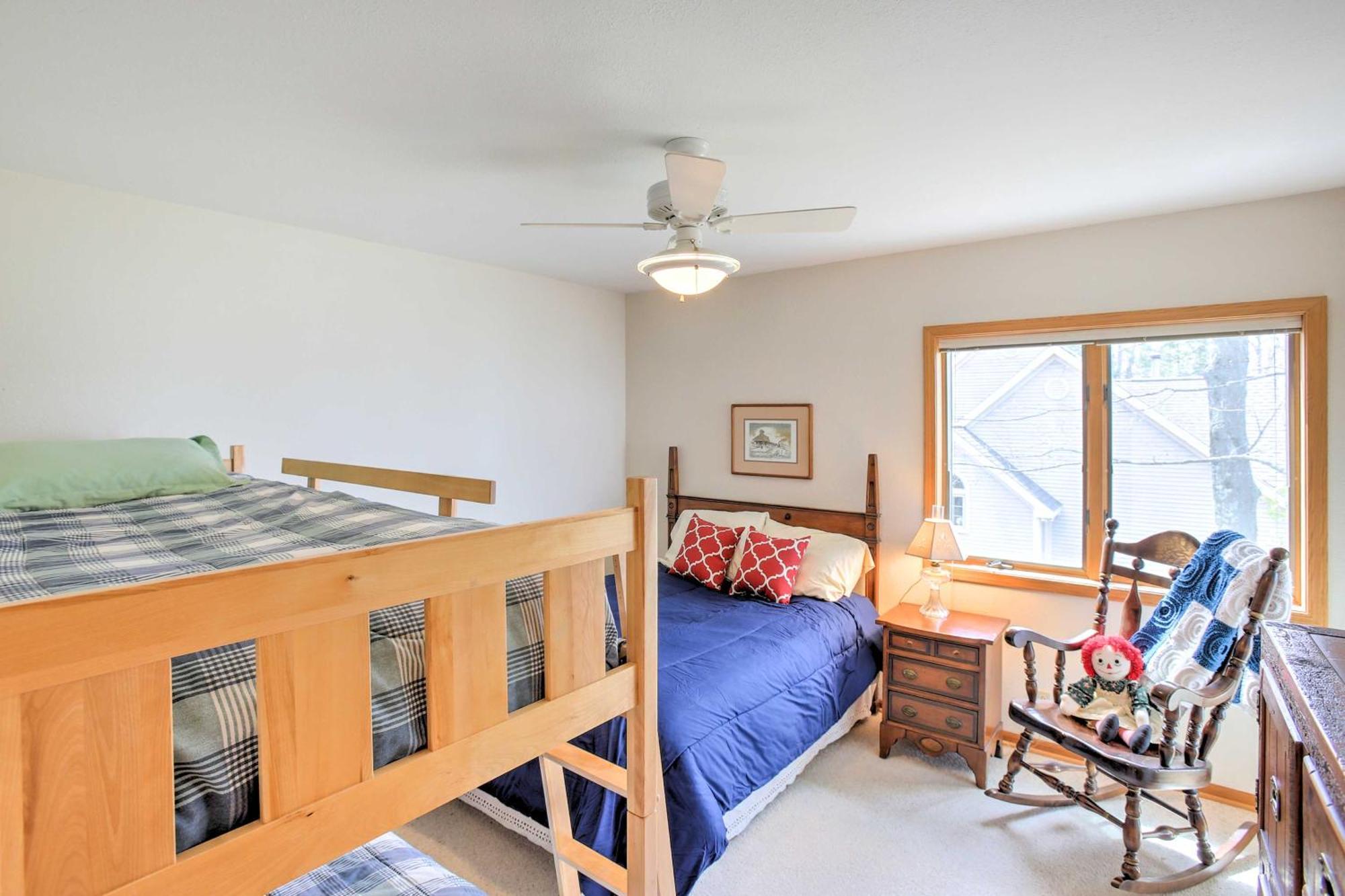 Gorgeous Charlevoix Home On Lake Michigan! Ellsworth Екстериор снимка
